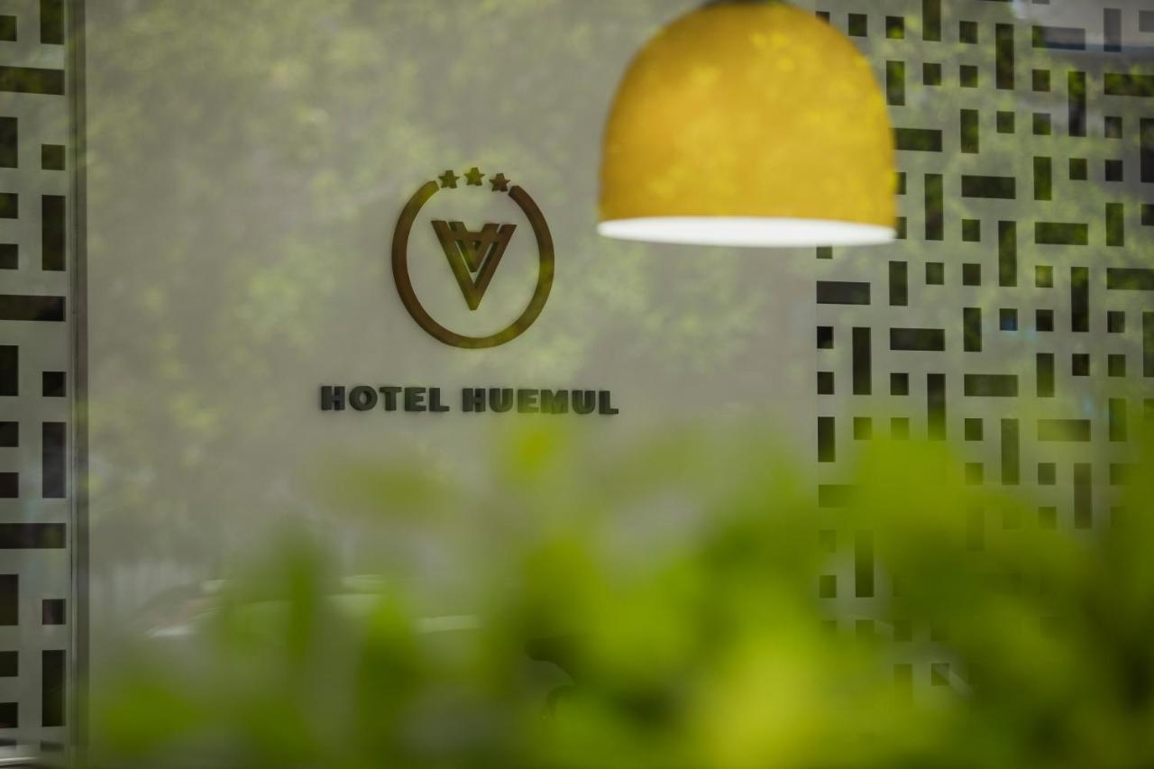 Huemul Hotell Neuquén Eksteriør bilde
